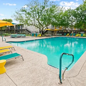 2b1b Stylish Haven - Pool And Parking Tempe